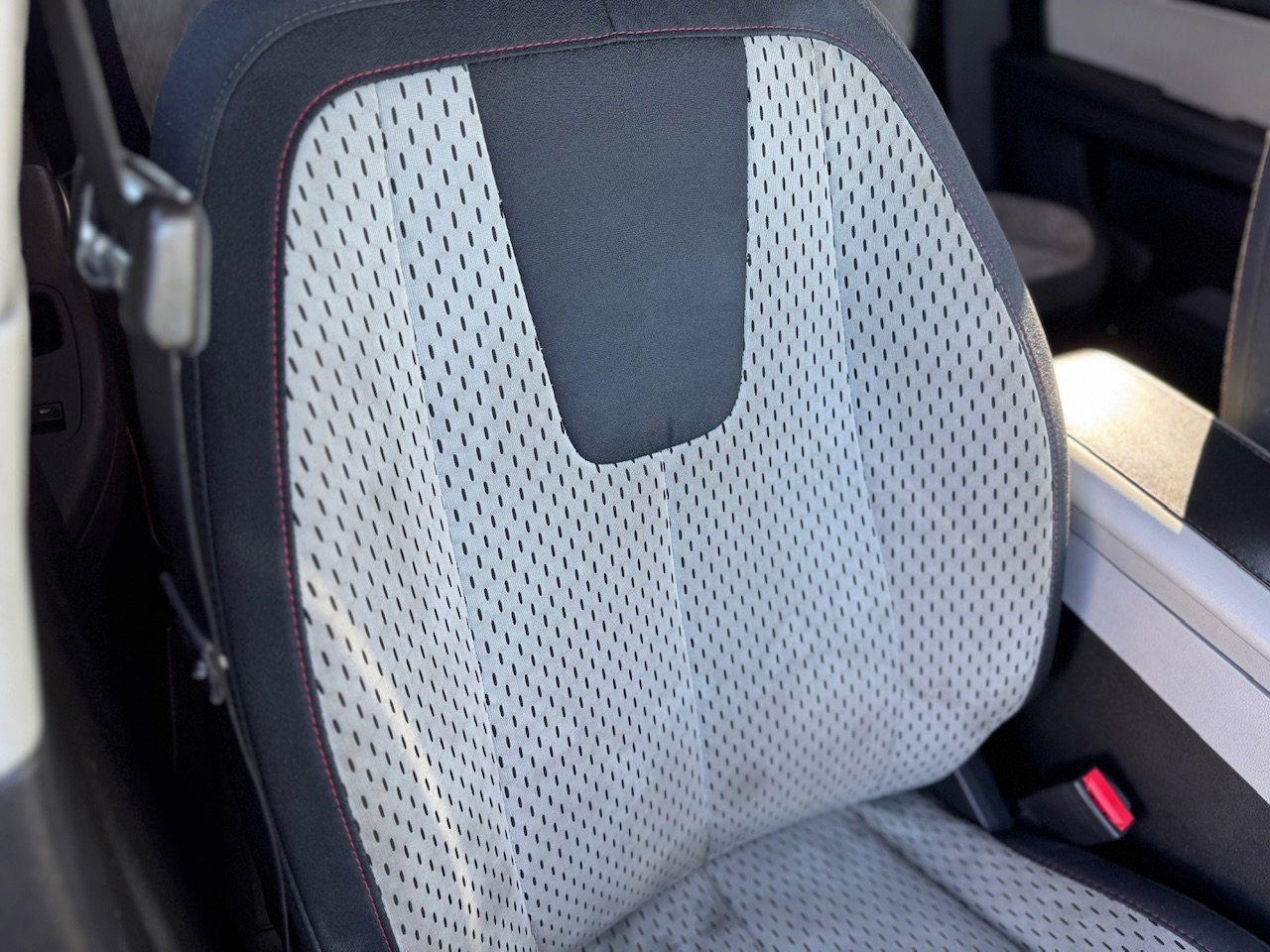 Used 2014 Chevrolet Equinox LS image 43