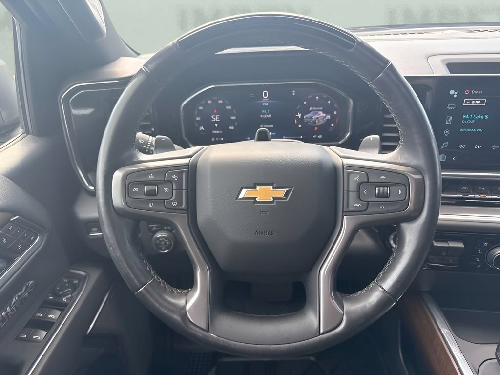 Used 2026 Chevrolet Silverado 1500 High Country AWD/4WD image 16