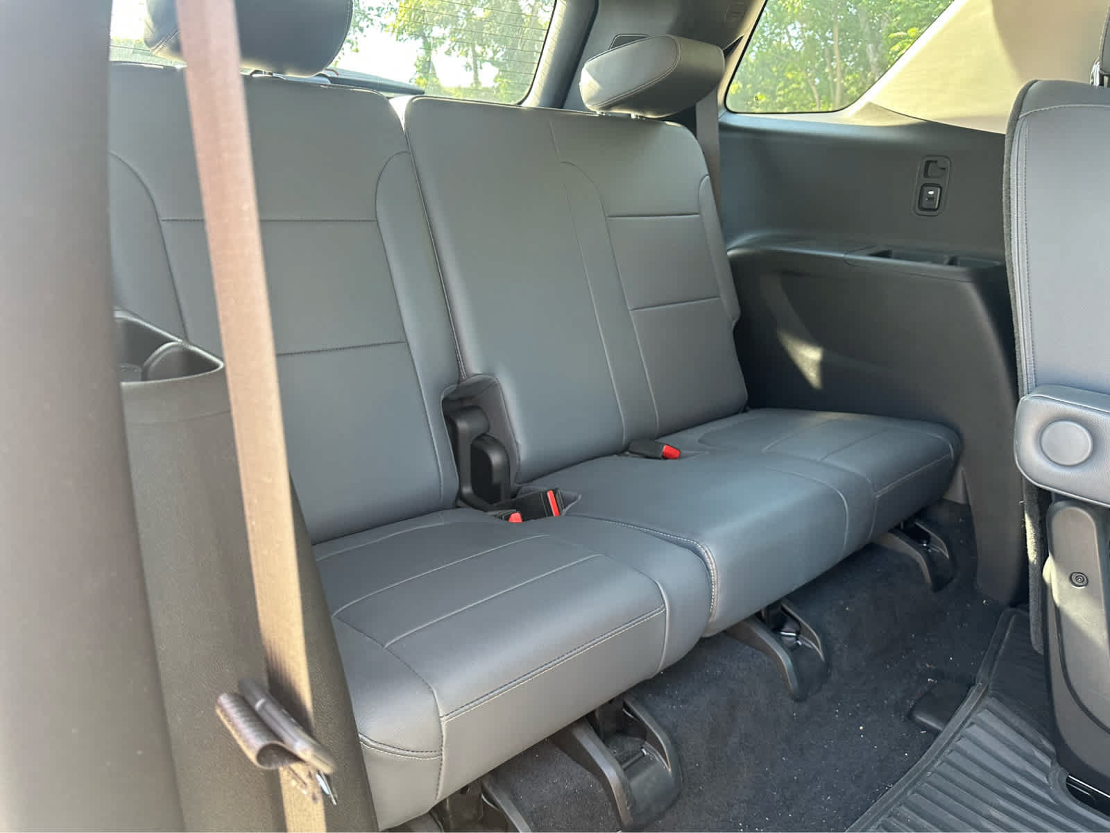 Used 2018 Chevrolet Traverse Premier AWD/4WD image 24