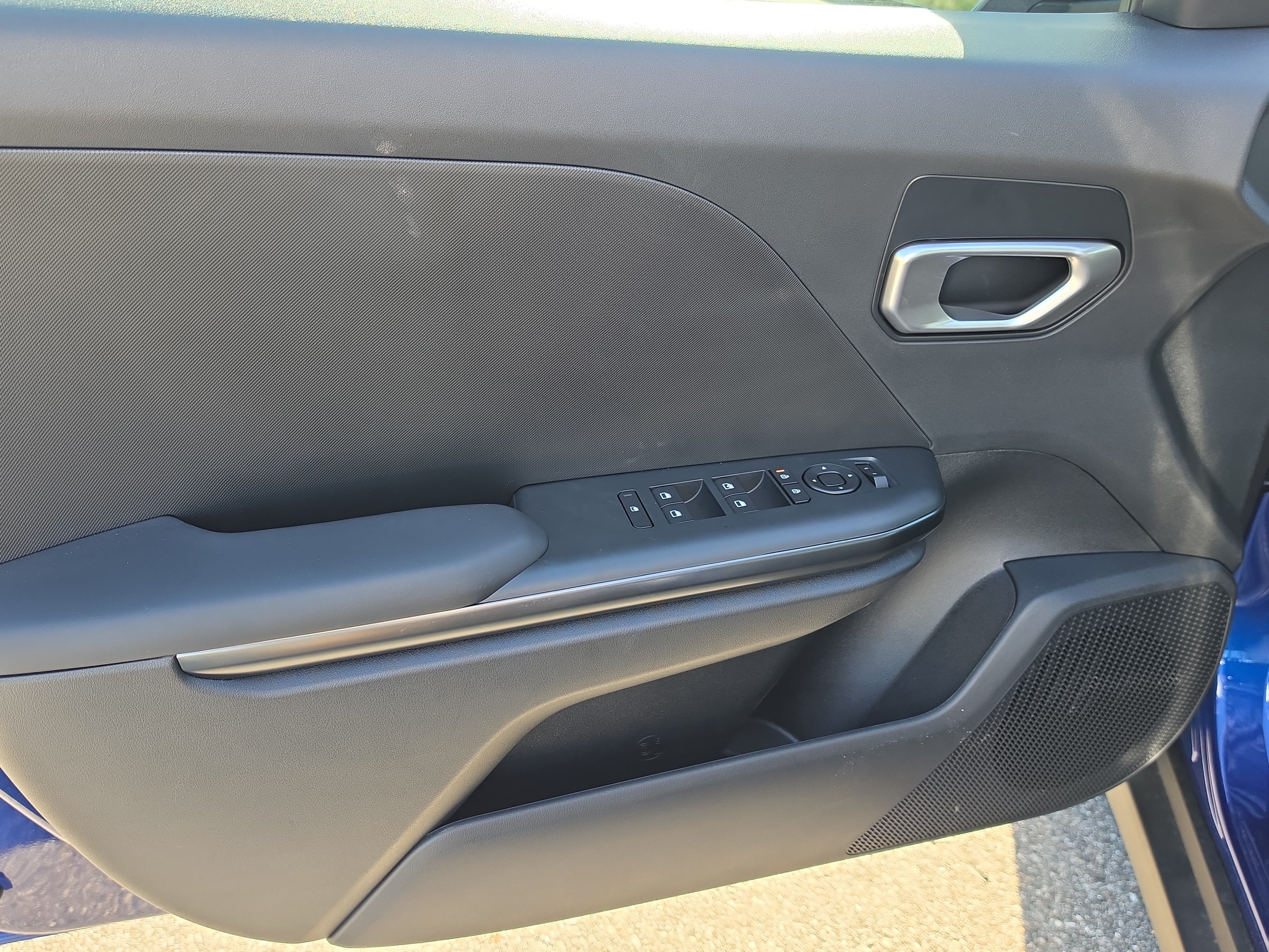 New 2026 Kia K4 FWD image 17
