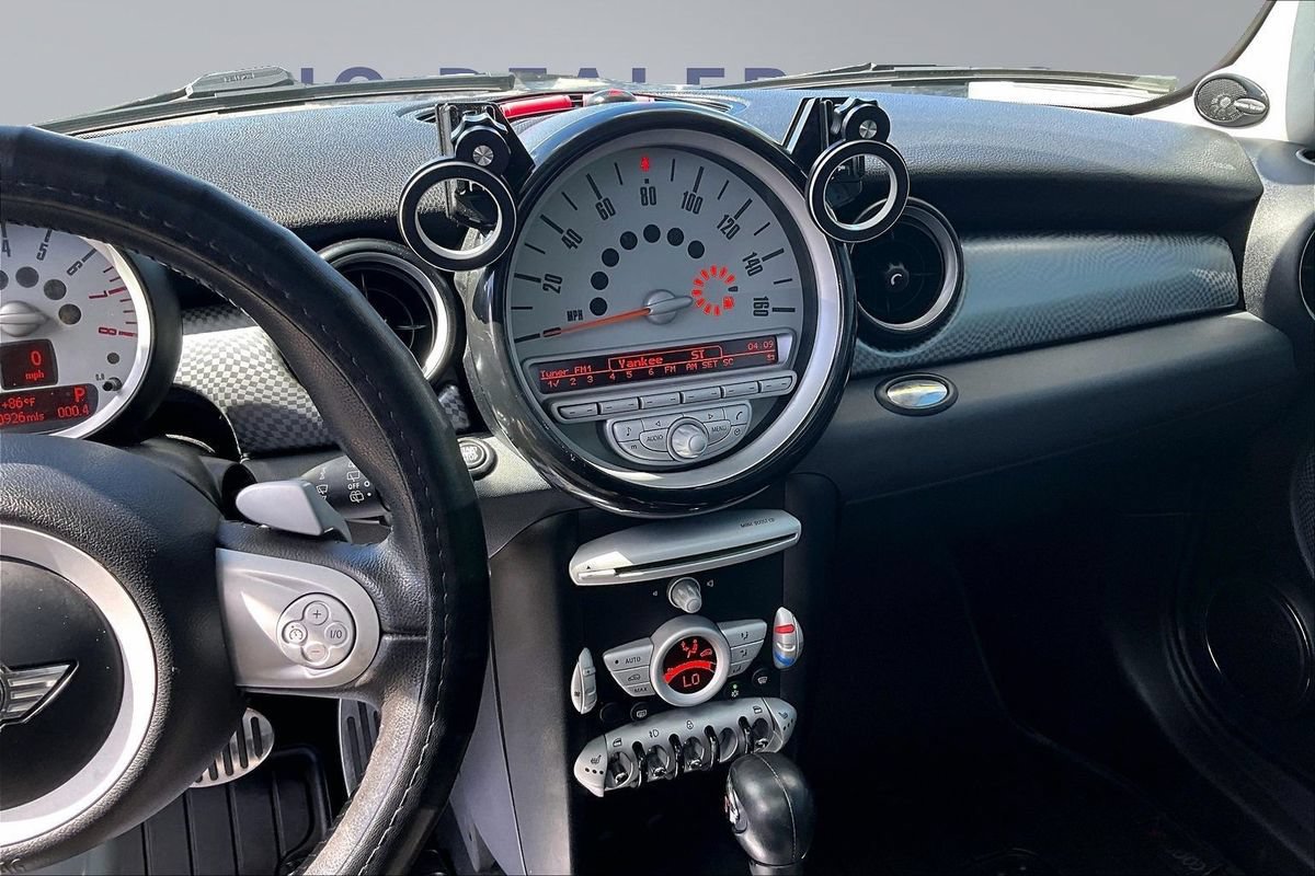 Used 2010 MINI Cooper S FWD image 9
