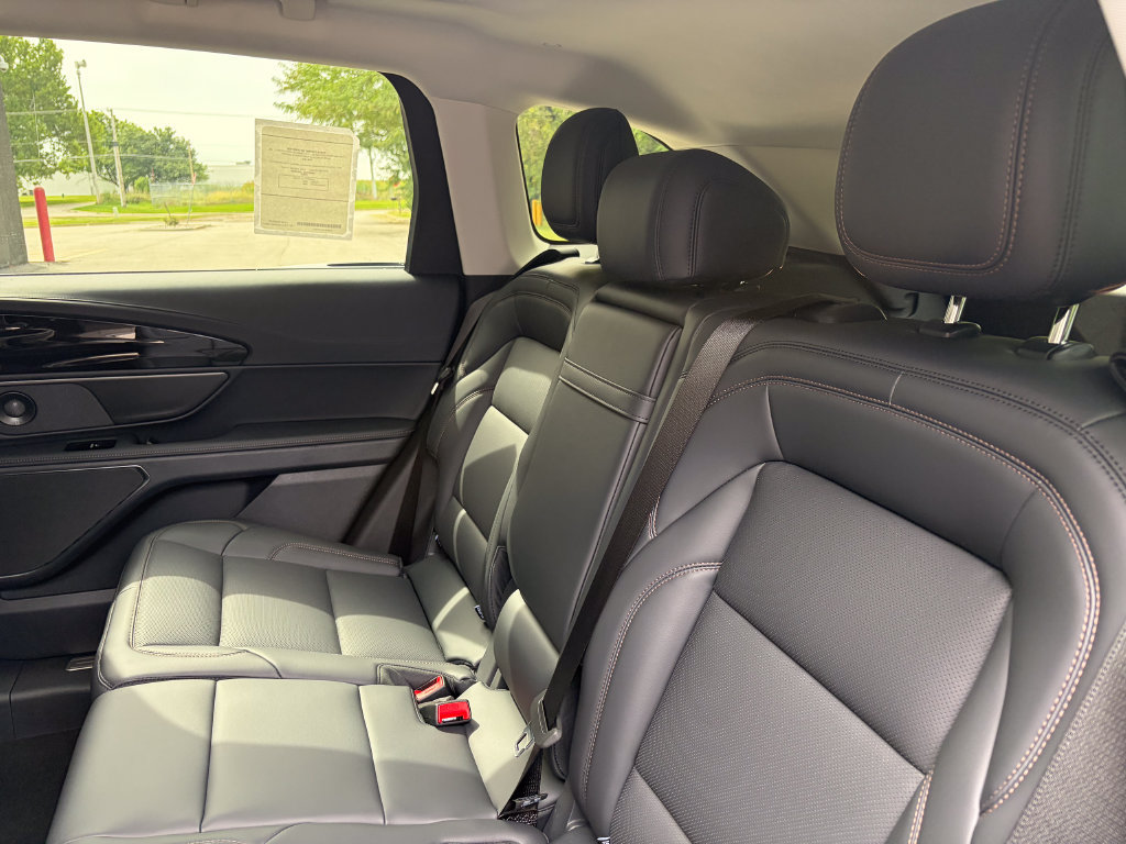 New 2026 Lincoln Nautilus Premier w/ Equipment Group 102A AWD/4WD image 19