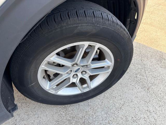 Certified 2025 Ford Explorer Active RWD image 16