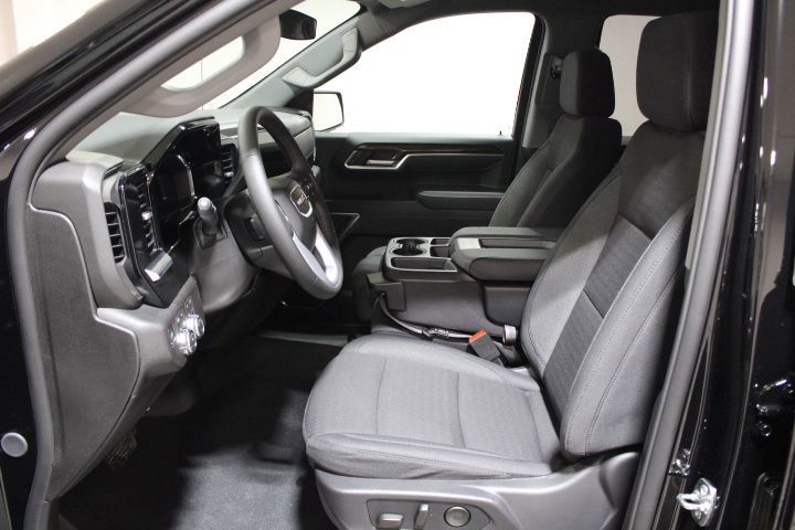New 2026 GMC Sierra 1500 SLE image 18