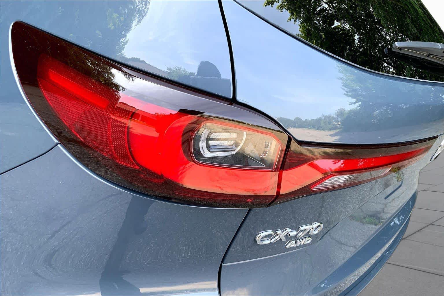 Certified 2025 MAZDA CX-70 Plug-In Hybrid w/ Premium Plus AWD/4WD image 28