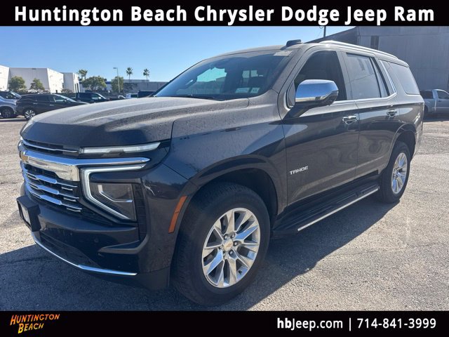Used 2025 Chevrolet Tahoe Premier AWD/4WD image 1