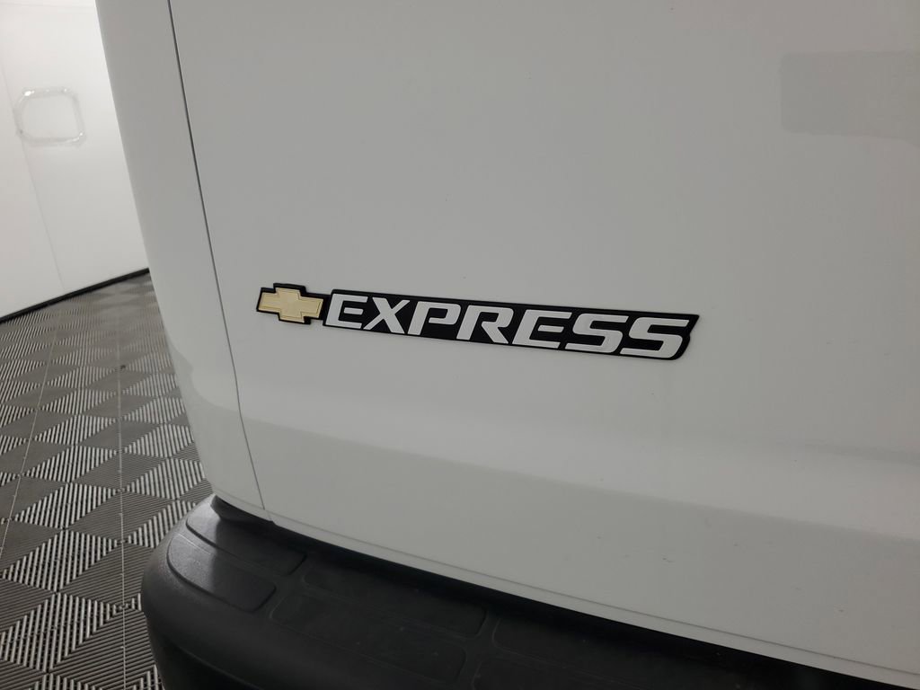 New 2025 Chevrolet Express 2500 w/ Driver Convenience Package image 29