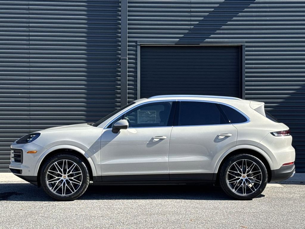 Certified 2026 Porsche Cayenne image 2