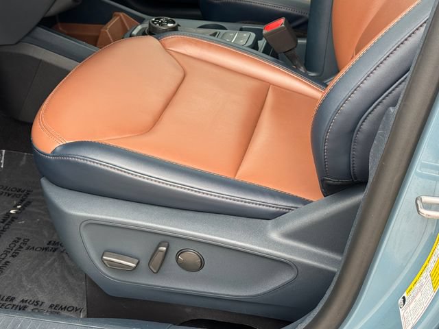 Used 2022 Ford Maverick Lariat w/ Equipment Group 500A Standard AWD/4WD image 13
