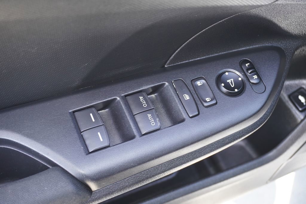 Used 2019 Honda Civic LX image 12