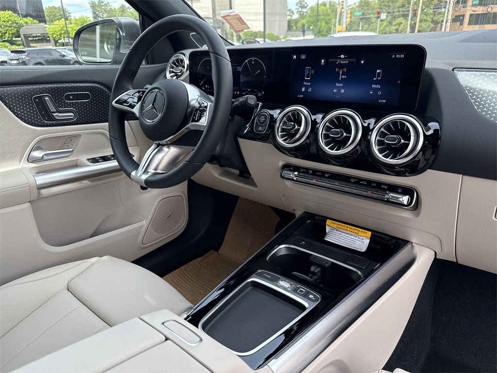 New 2025 Mercedes-Benz GLA 250 image 19