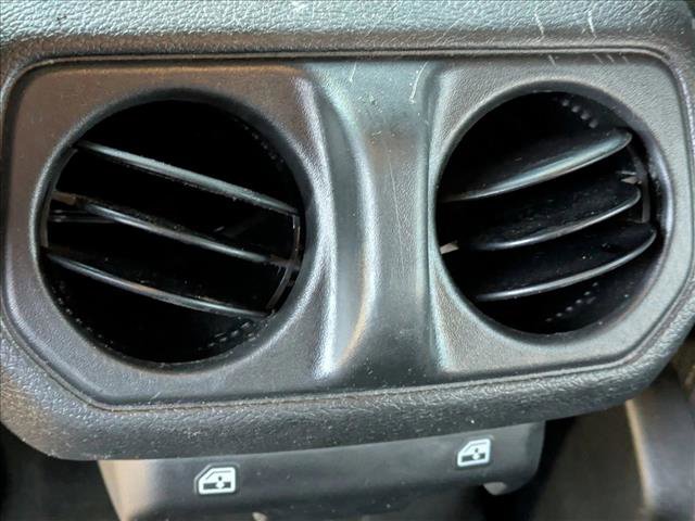 Used 2021 Jeep Wrangler Unlimited Sport image 17