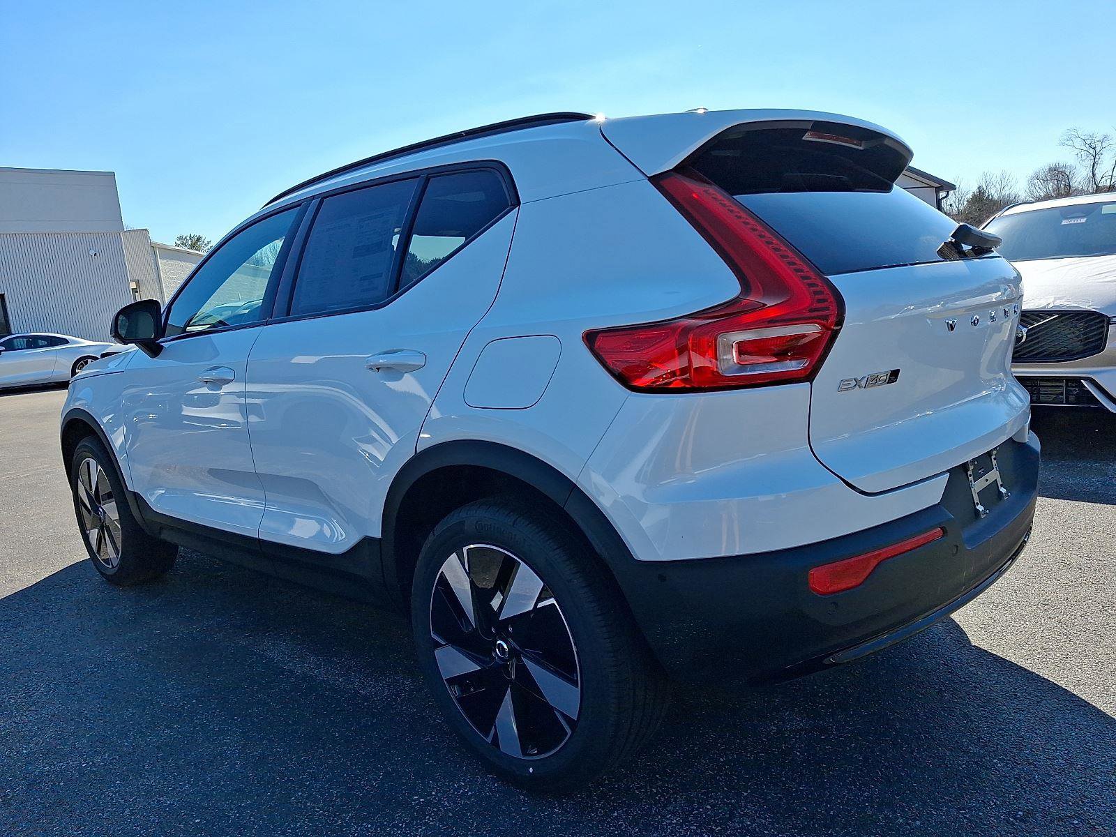 New 2026 Volvo EX40 Plus w/ Climate Package AWD/4WD image 3