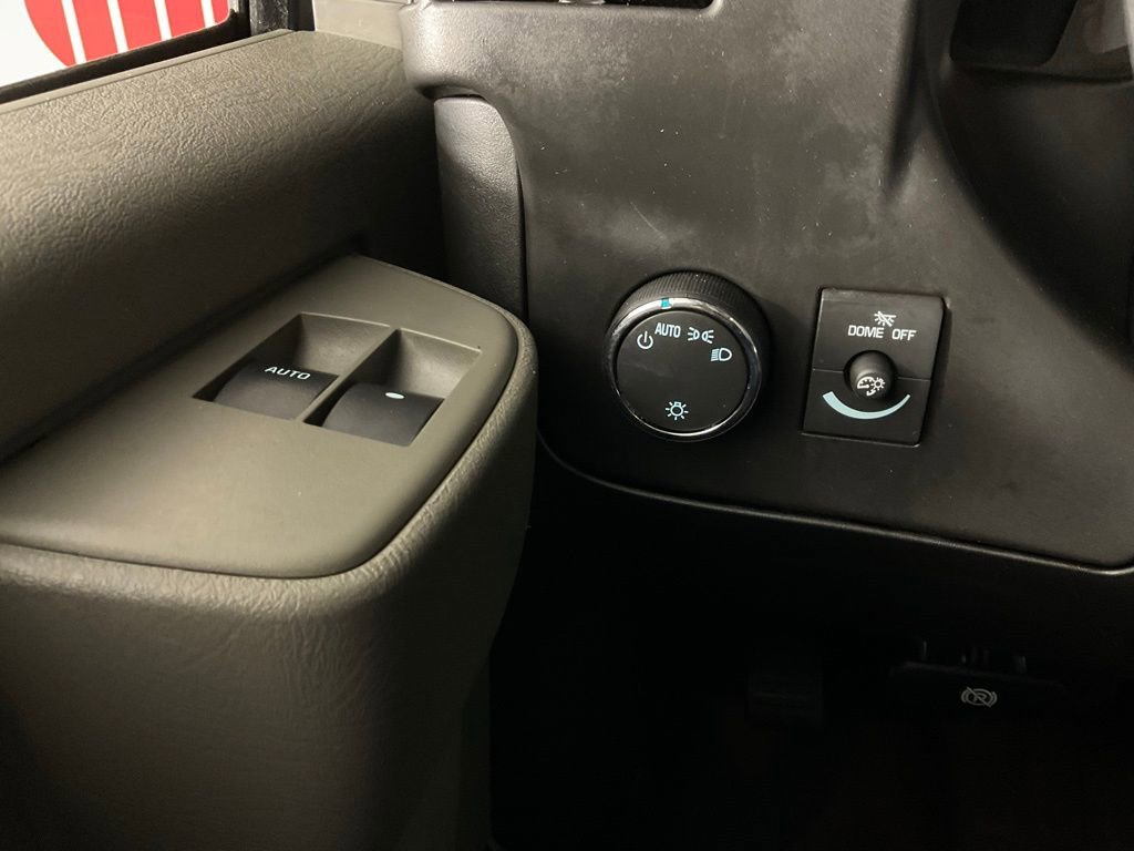 Used 2021 GMC Savana 2500 Extended RWD image 18