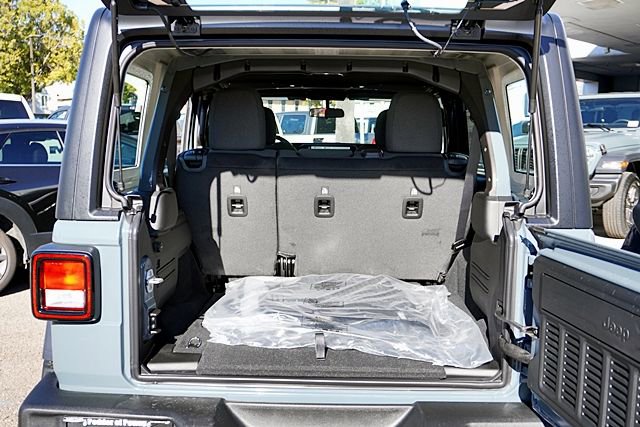 New 2026 Jeep Wrangler Unlimited Sport S image 18