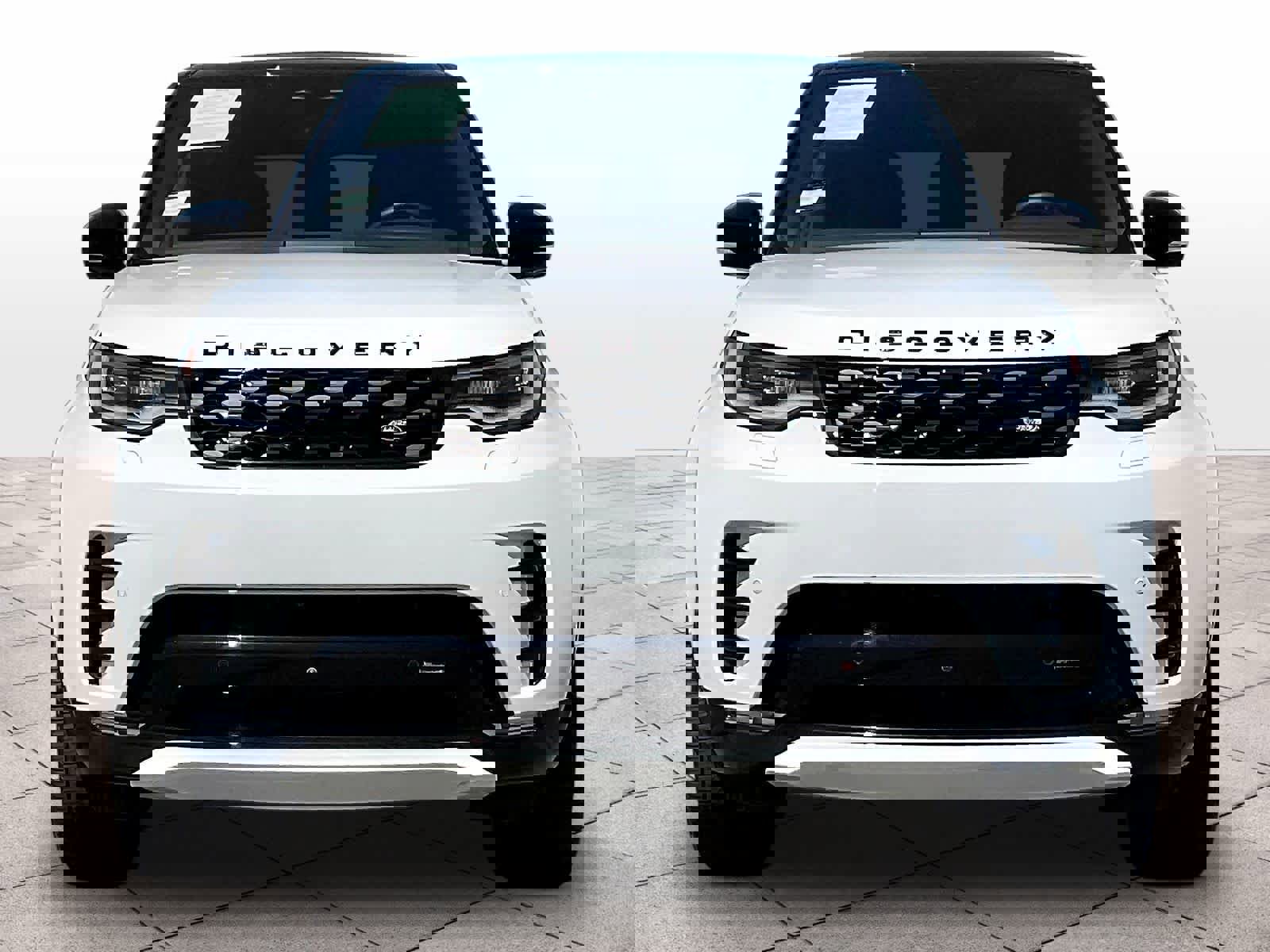 Used 2023 Land Rover Discovery HSE R-Dynamic AWD/4WD image 3