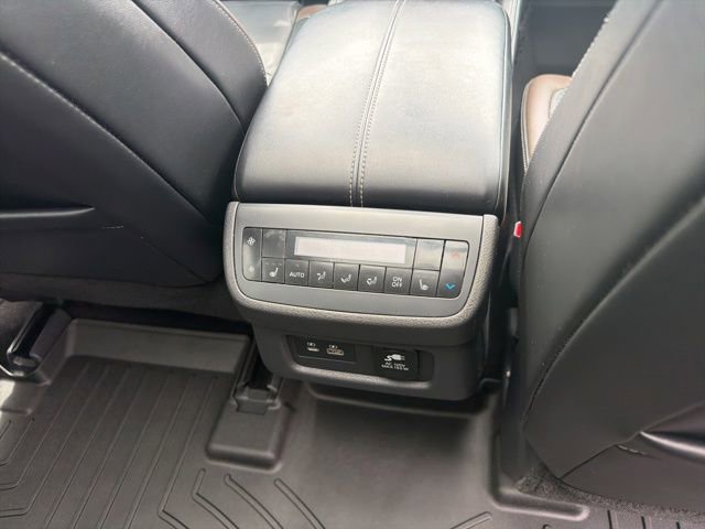 Used 2022 Nissan Pathfinder Platinum w/ Cargo Package FWD image 26