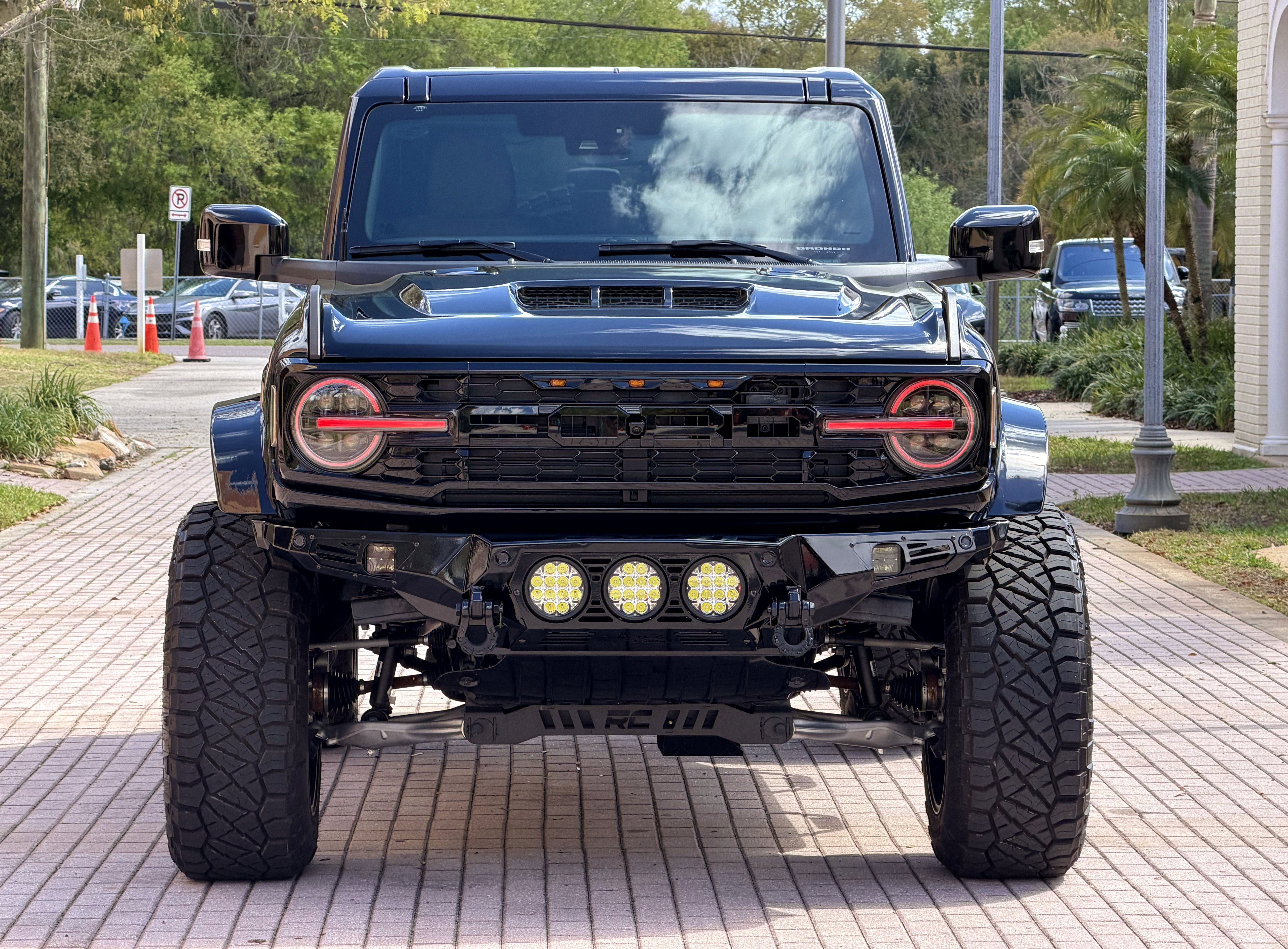 Used 2025 Ford Bronco Outer Banks AWD/4WD image 5
