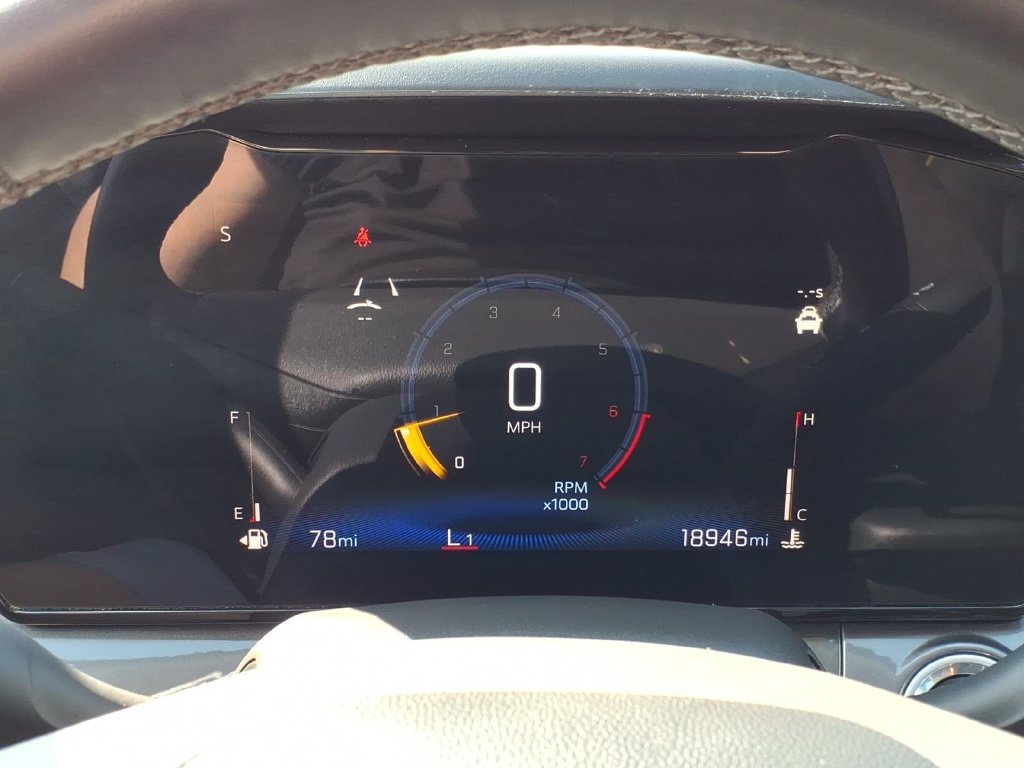 Used 2026 Chevrolet Trax ACTIV w/ Sunroof Package FWD image 23