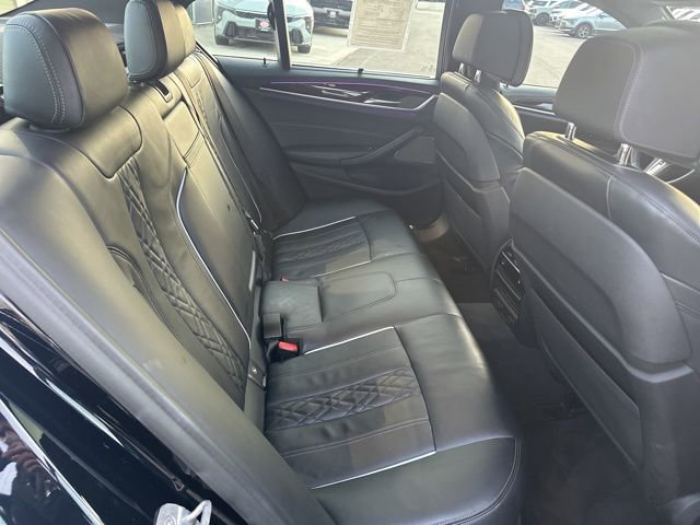 Used 2019 BMW M550i xDrive image 21