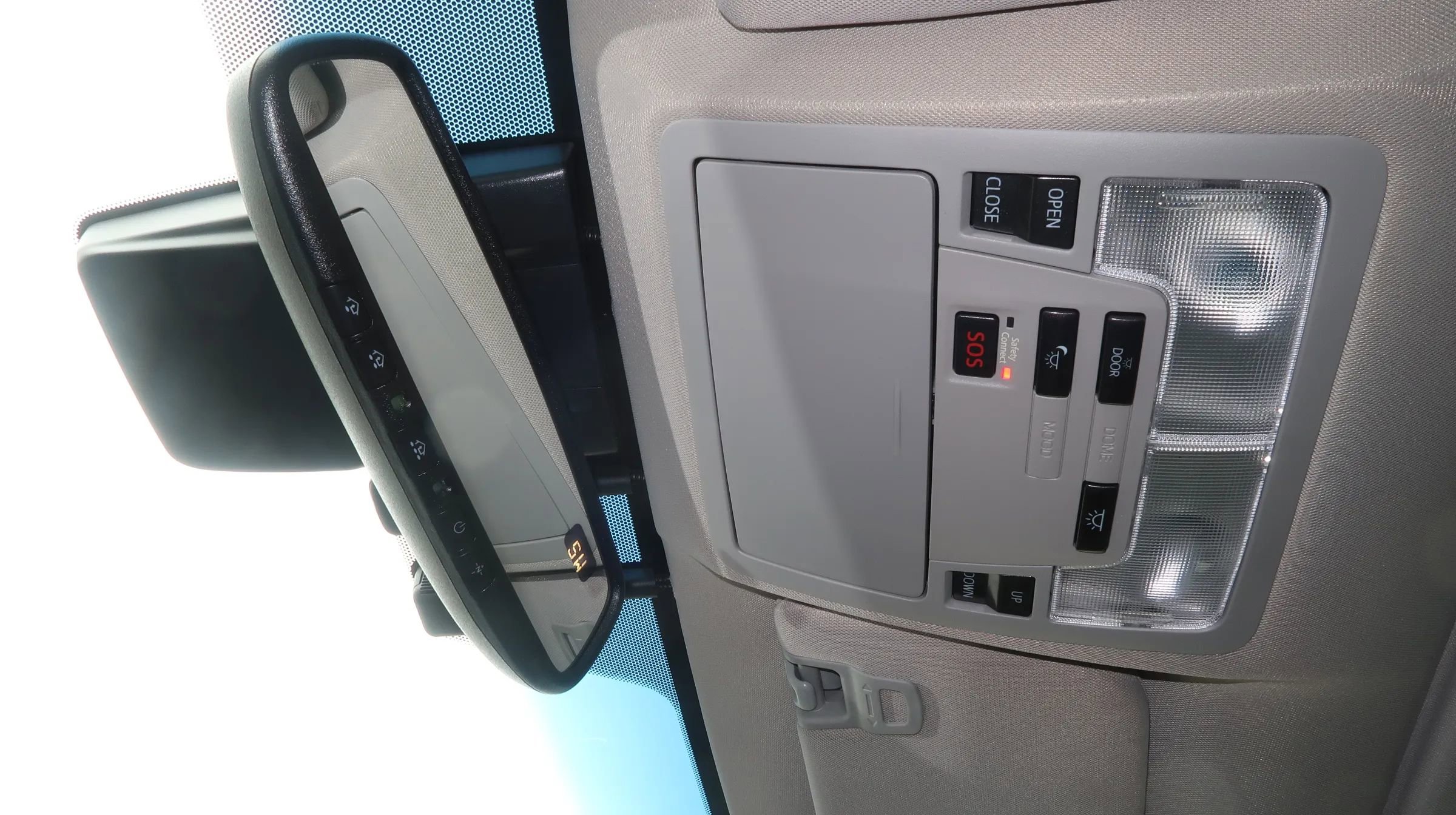 Used 2018 Toyota Avalon Limited w/ All Weather Liner Package FWD image 38