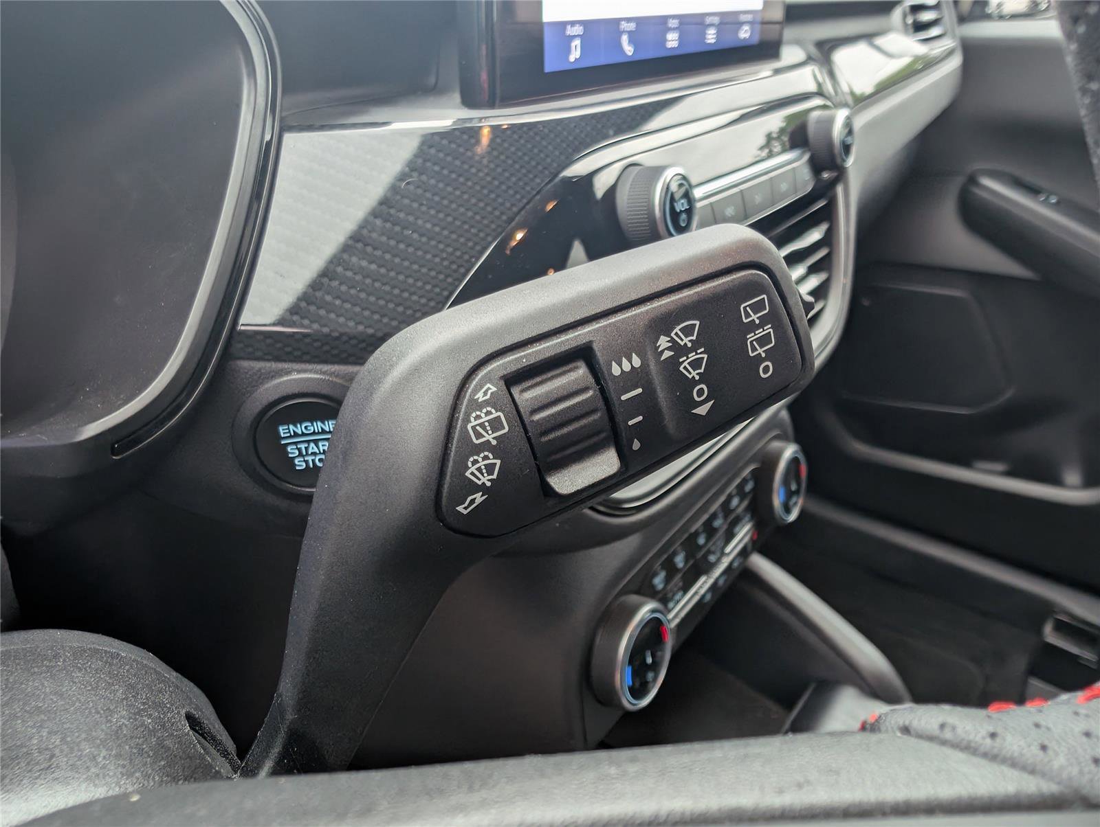 Used 2024 Ford Escape ST-Line AWD/4WD image 27
