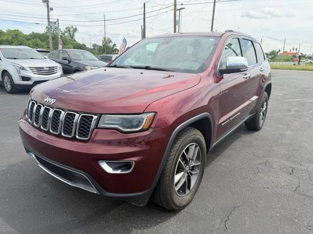 Used 2017 Jeep Grand Cherokee Limited w/ Luxury Group II AWD/4WD image 3