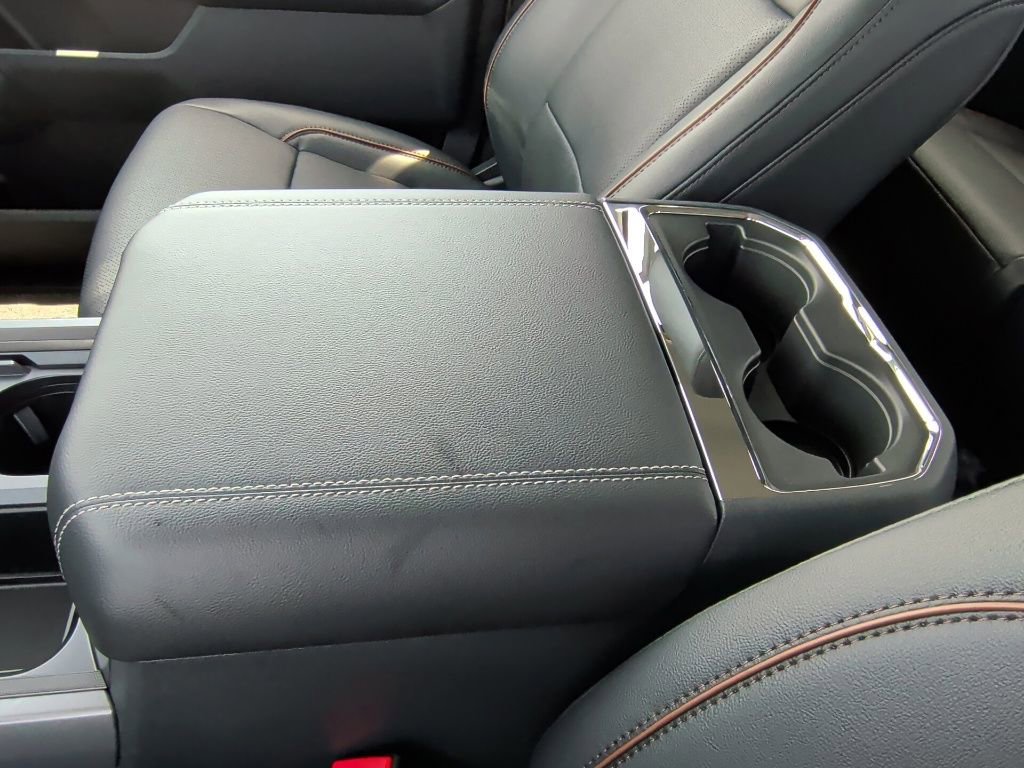 New 2026 Ford F250 Lariat w/ Chrome Package image 34