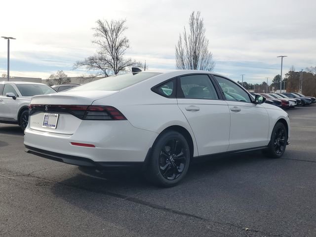 Used 2025 Honda Accord SE image 4