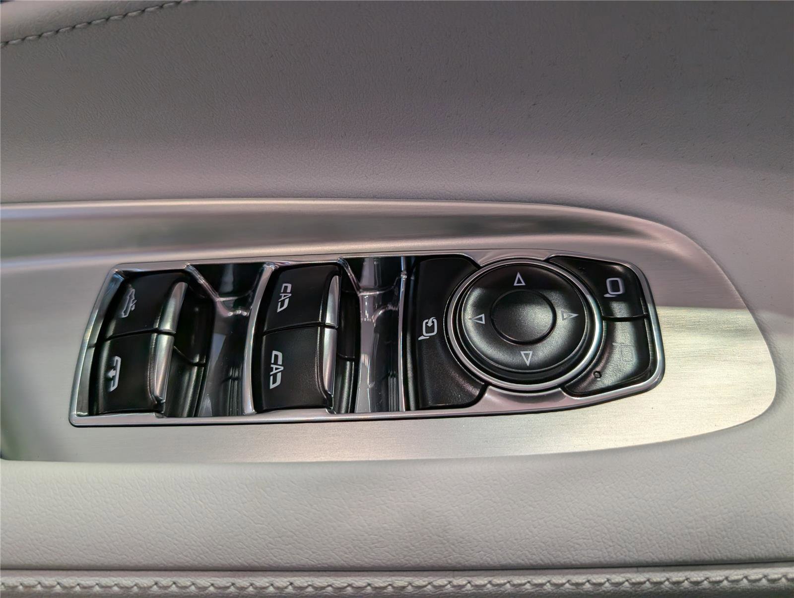 New 2026 Chevrolet Corvette Stingray Preferred Conv w/ Chrome Exterior Badge Package image 10