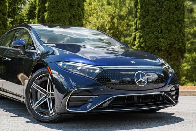Used 2023 Mercedes-Benz EQS 580 4MATIC Sedan image 6