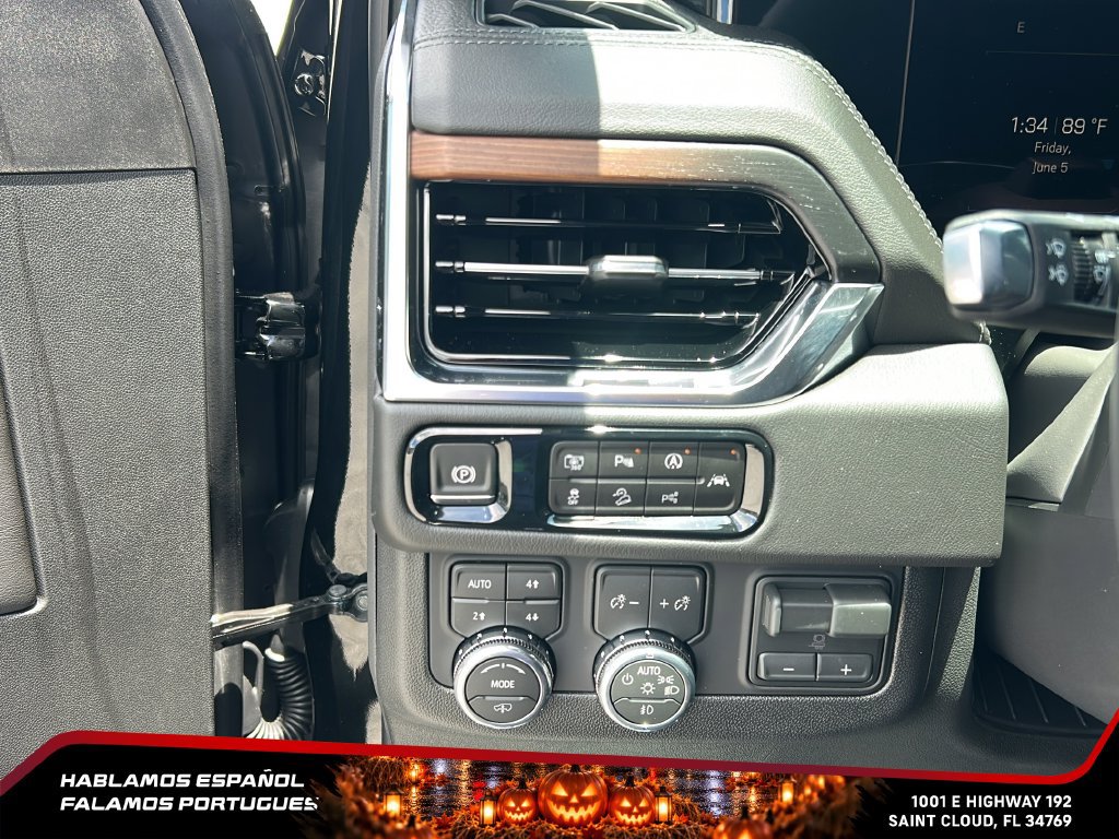 New 2026 GMC Yukon XL Denali w/ Denali Reserve Package AWD/4WD image 14