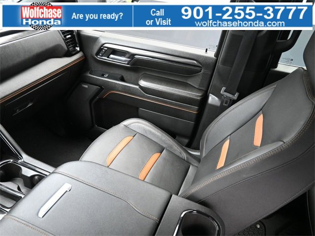 Used 2024 GMC Sierra 2500 AT4 w/ AT4 Premium Plus Package image 11