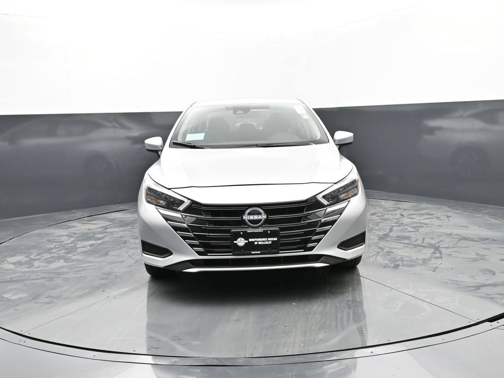 New 2025 Nissan Versa SV w/ Trunk Package FWD image 4
