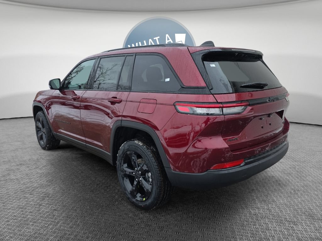 New 2025 Jeep Grand Cherokee Limited w/ Black Appearance Package AWD/4WD image 6