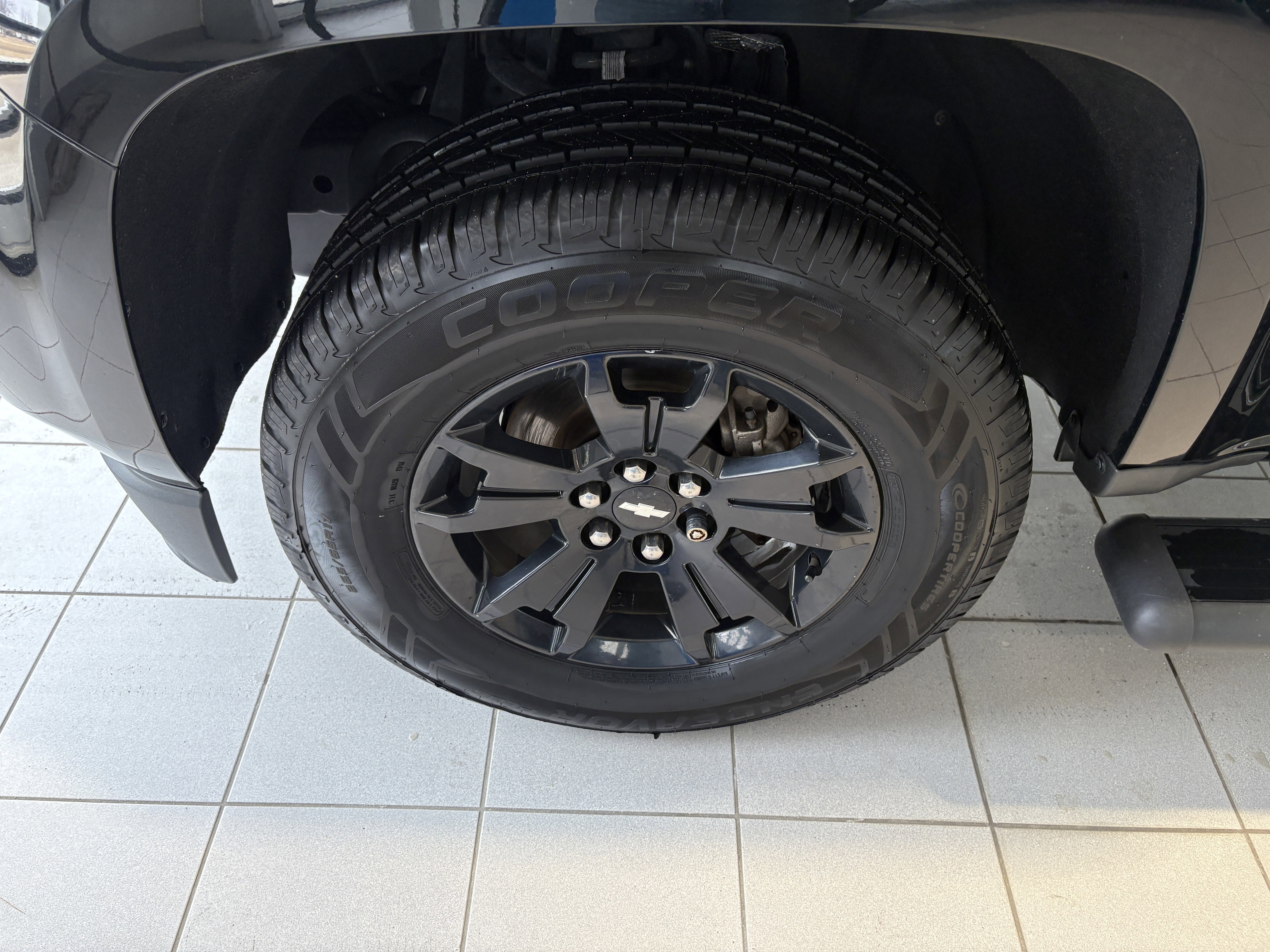 Used 2016 Chevrolet Colorado Z71 w/ Z71 Midnight Edition image 8