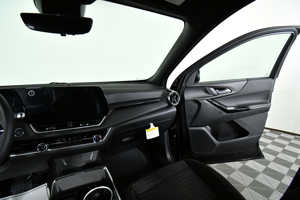 New 2026 Chevrolet Equinox LT w/ Safety and Technology Package image 20