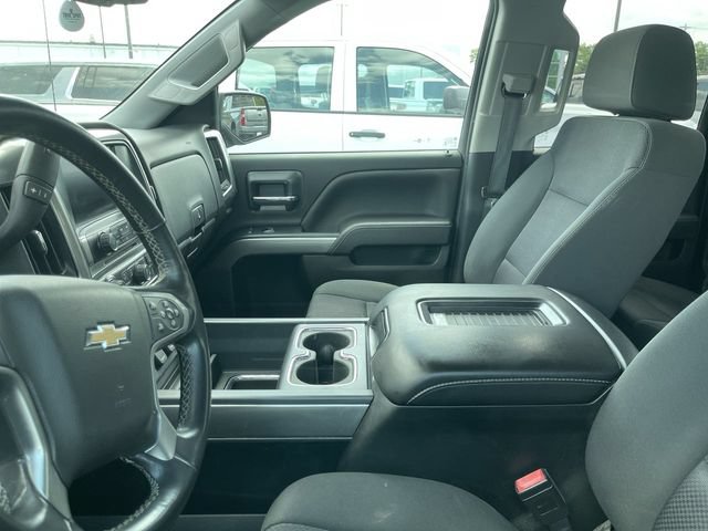 Used 2018 Chevrolet Silverado 1500 LT w/ All Star Edition AWD/4WD image 11