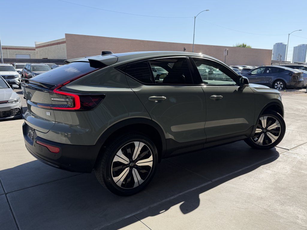 Used 2023 Volvo C40 P8 Recharge Plus AWD/4WD image 4