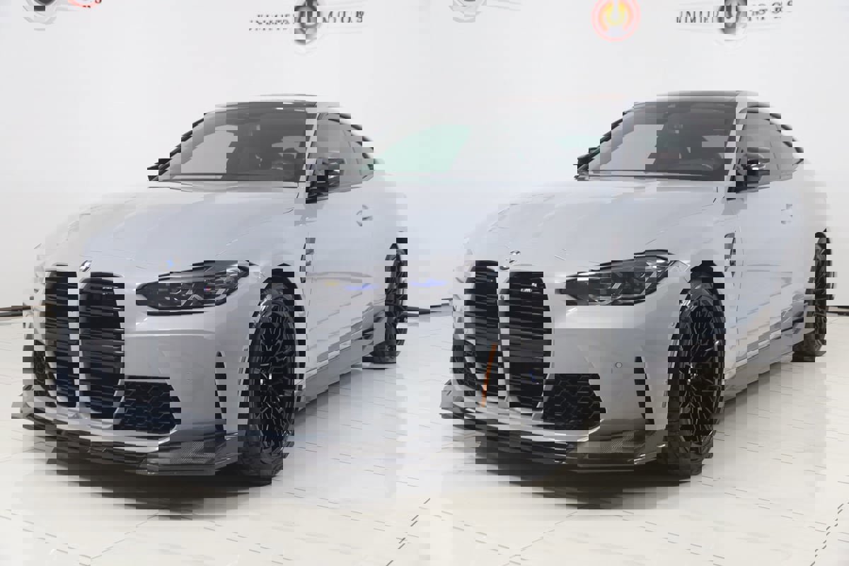 Used 2021 BMW M4 Coupe w/ Executive Package image 5