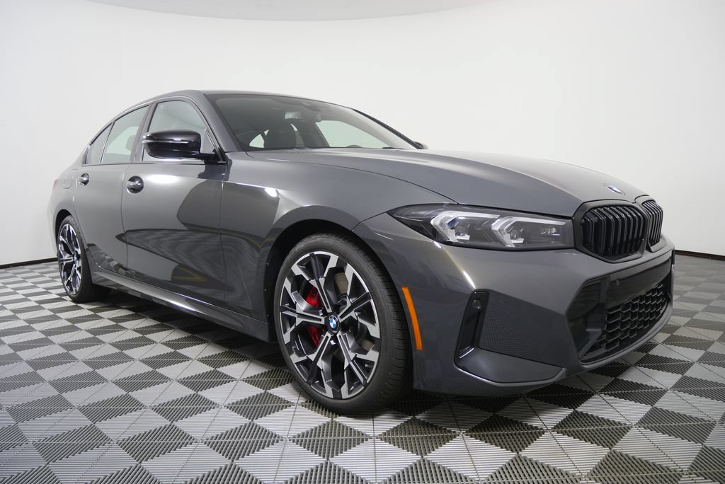 New 2026 BMW 330i Sedan w/ M Sport Package RWD image 2