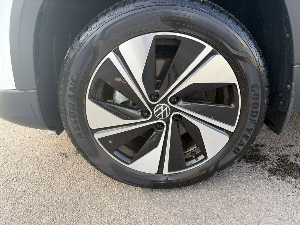 Used 2024 Volkswagen Taos SE AWD/4WD video 2