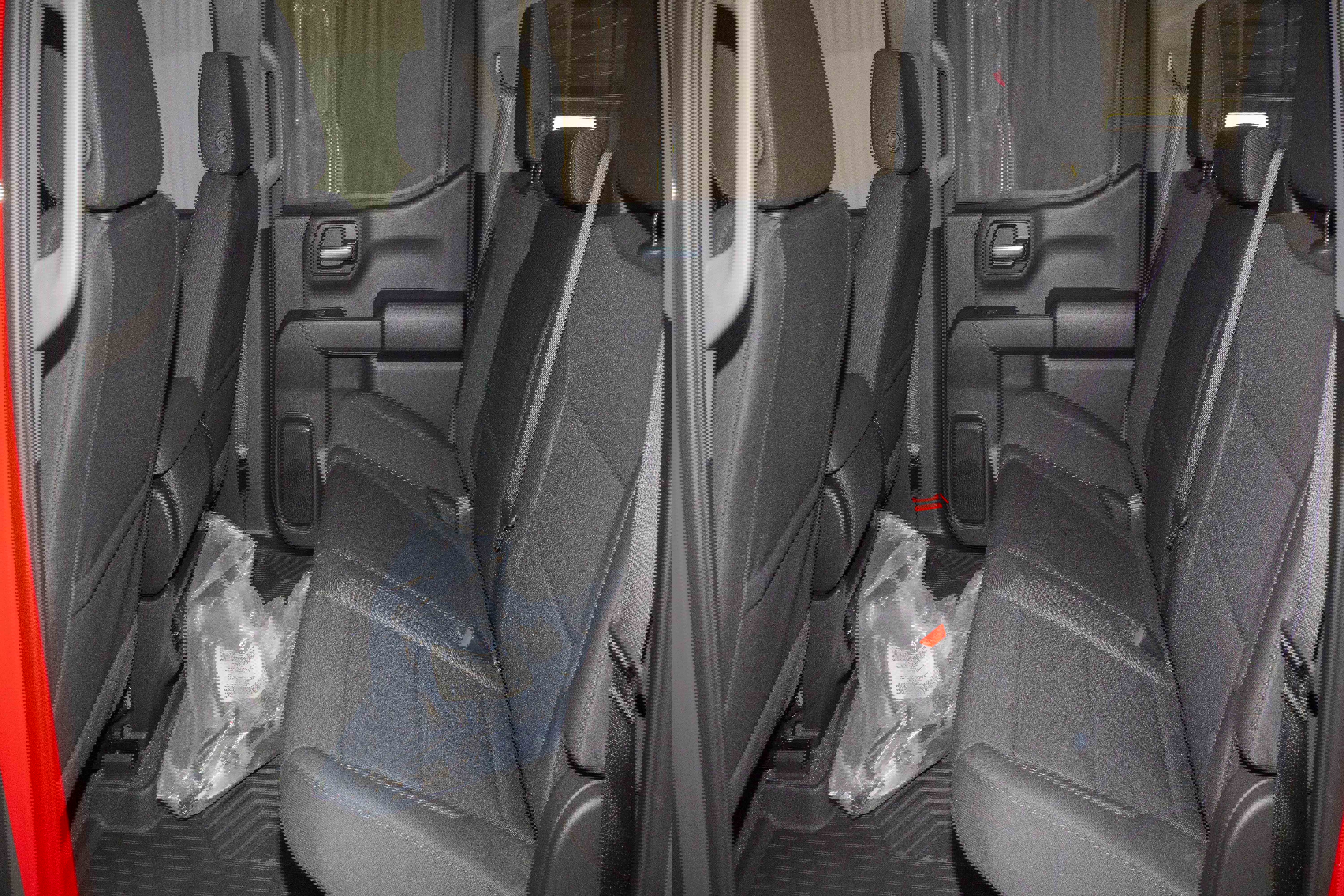 New 2026 Chevrolet Silverado 1500 Custom Trail Boss w/ LPO, Dark Essentials Package image 11