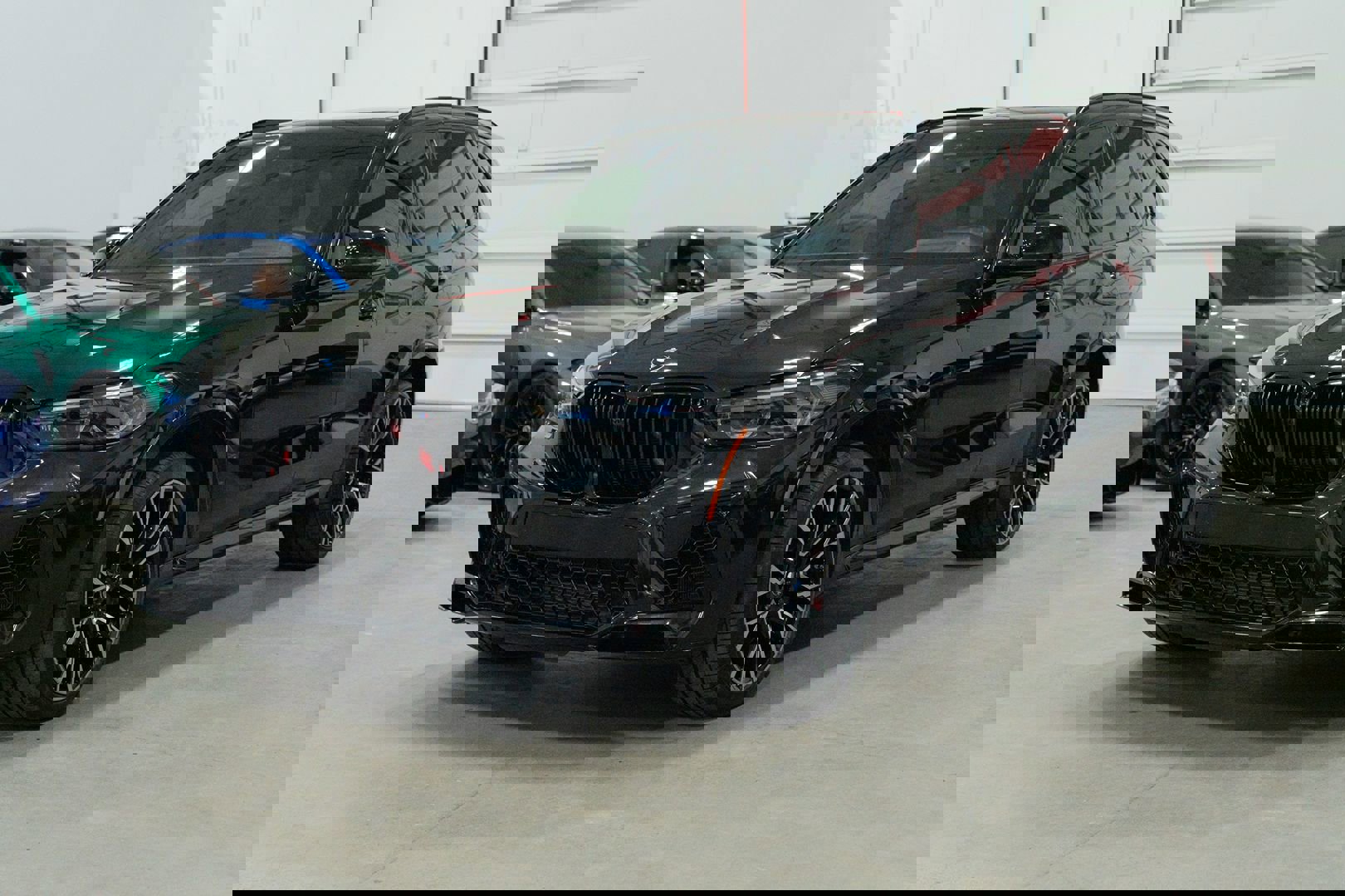 Used 2022 BMW X5 M w/ Competition Package 2 image 3