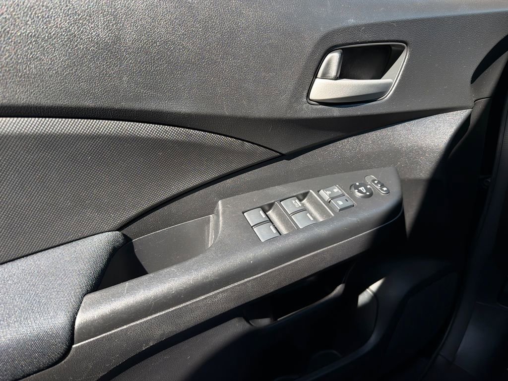 Used 2015 Honda CR-V LX image 31