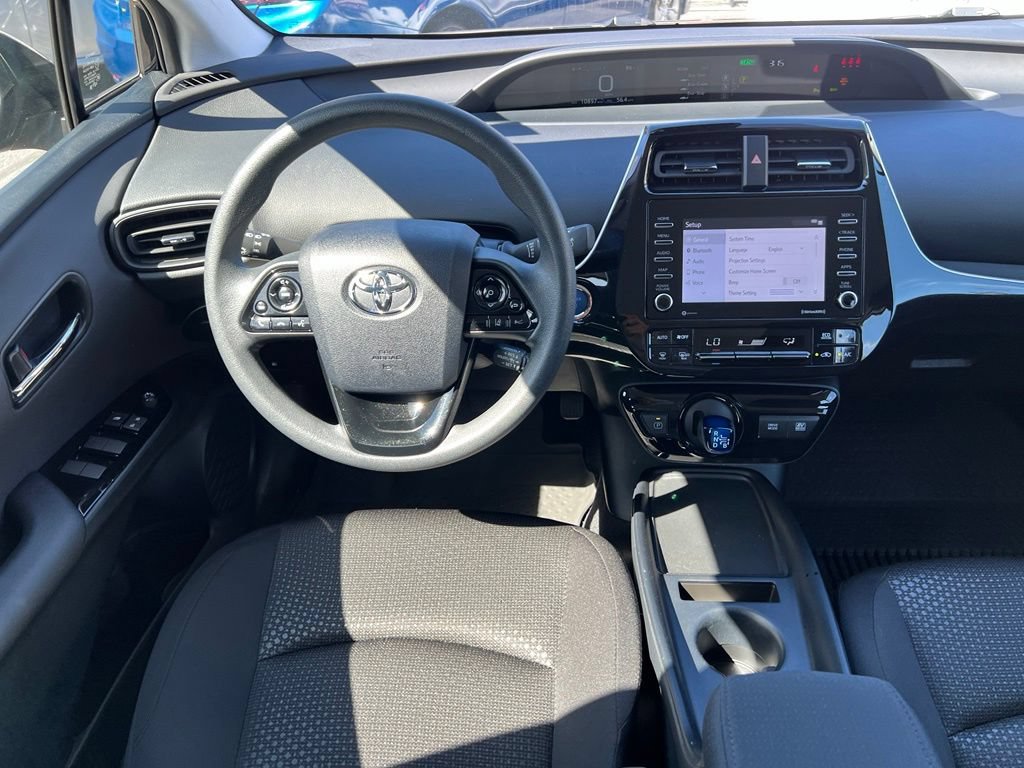 Certified 2022 Toyota Prius LE FWD image 29