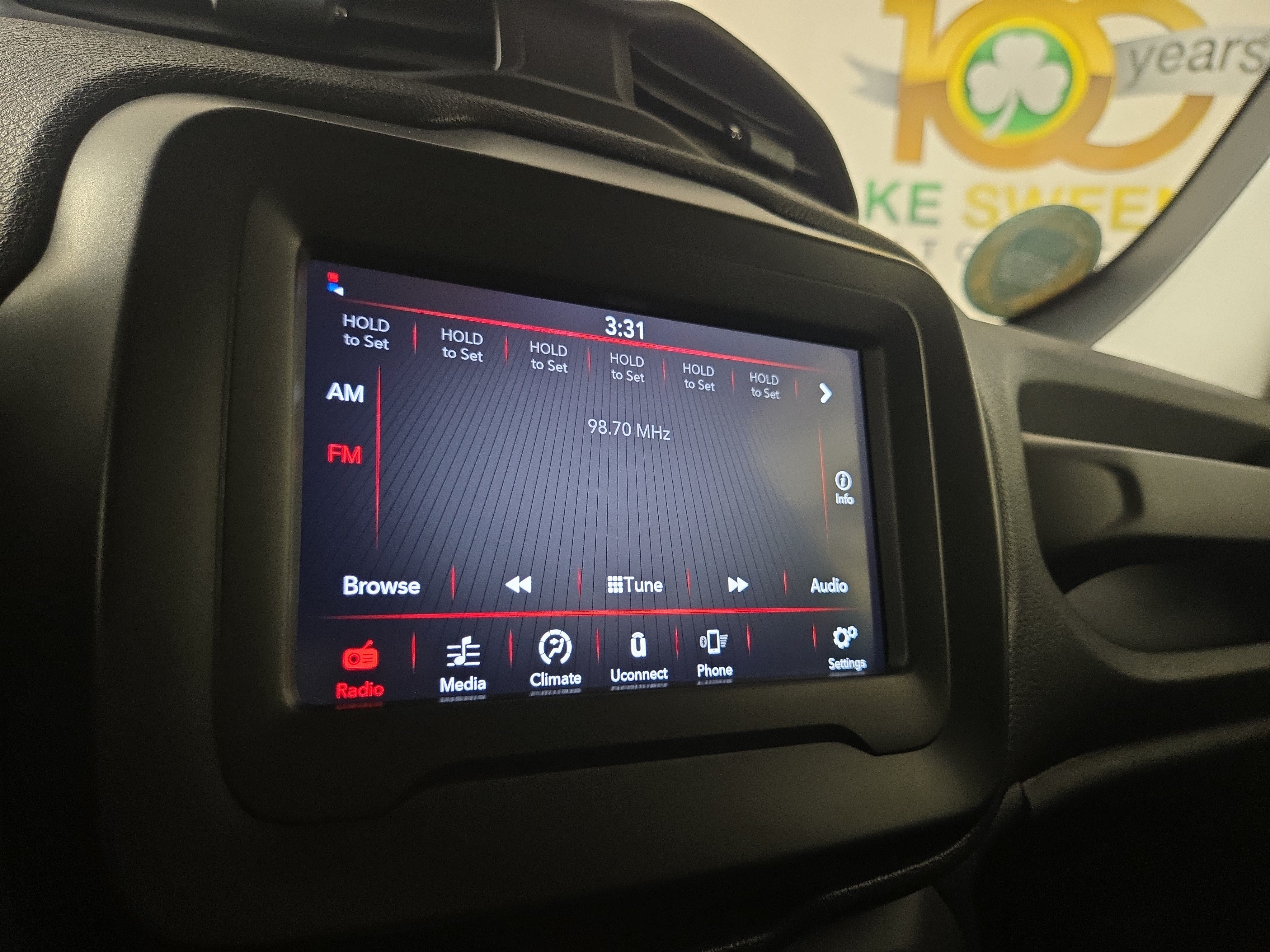 Used 2020 Jeep Renegade Latitude w/ Cold Weather Group AWD/4WD image 19