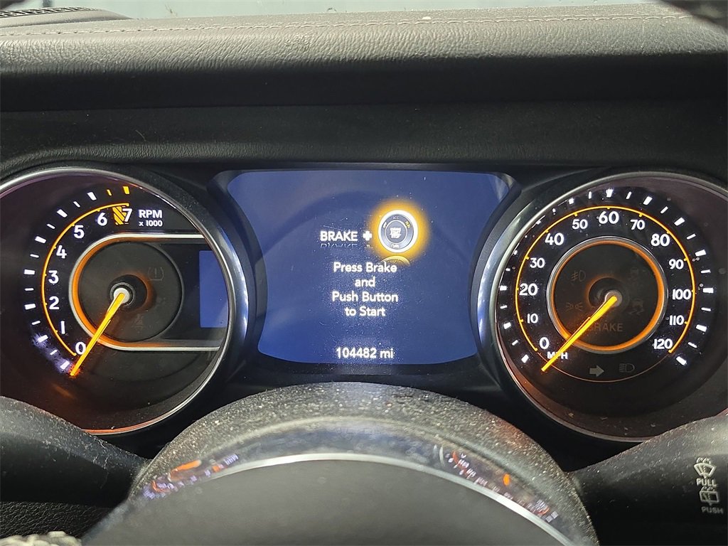 Used 2018 Jeep Wrangler Unlimited Sahara image 16