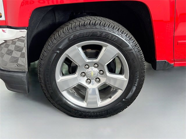 Used 2018 Chevrolet Silverado 1500 LT w/ All Star Edition image 24