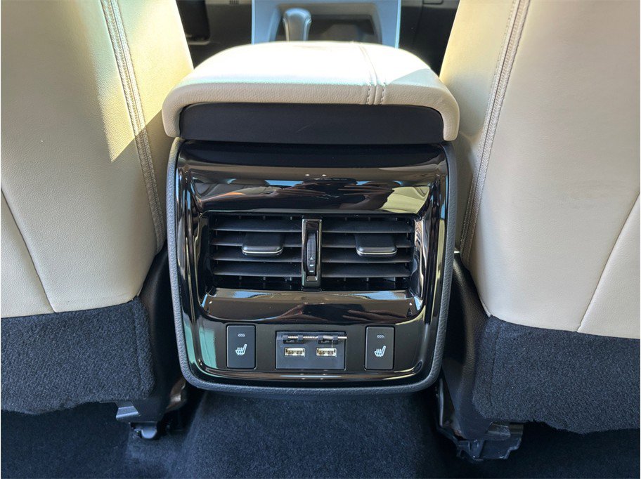 Used 2019 Toyota Avalon Limited w/ Advanced Safety Package FWD image 41